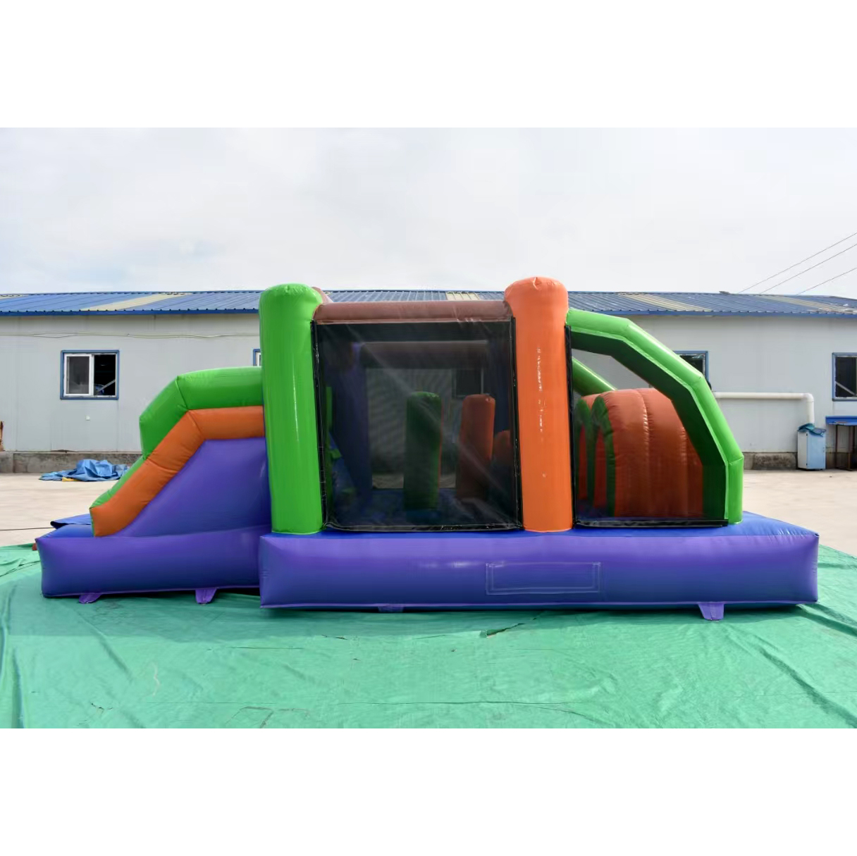 Zamek dmuchany na imprezę domo – Outdoor Adventure Kids Party recenzja i cena
